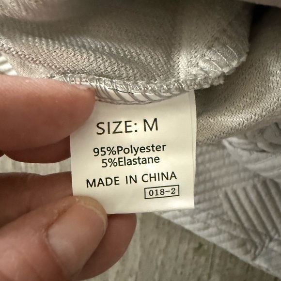 Geometric Patterned Top & Short Set NEW - Picture 8 of 8